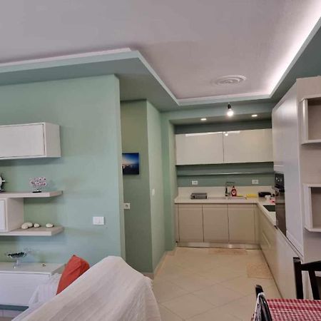 Two Suns Apartament Sarande Luaran gambar